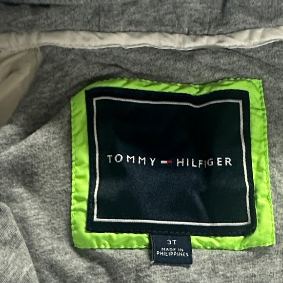 Tommy Hilfiger White Jacket with Neon Green Trim - Picture 2 of 5